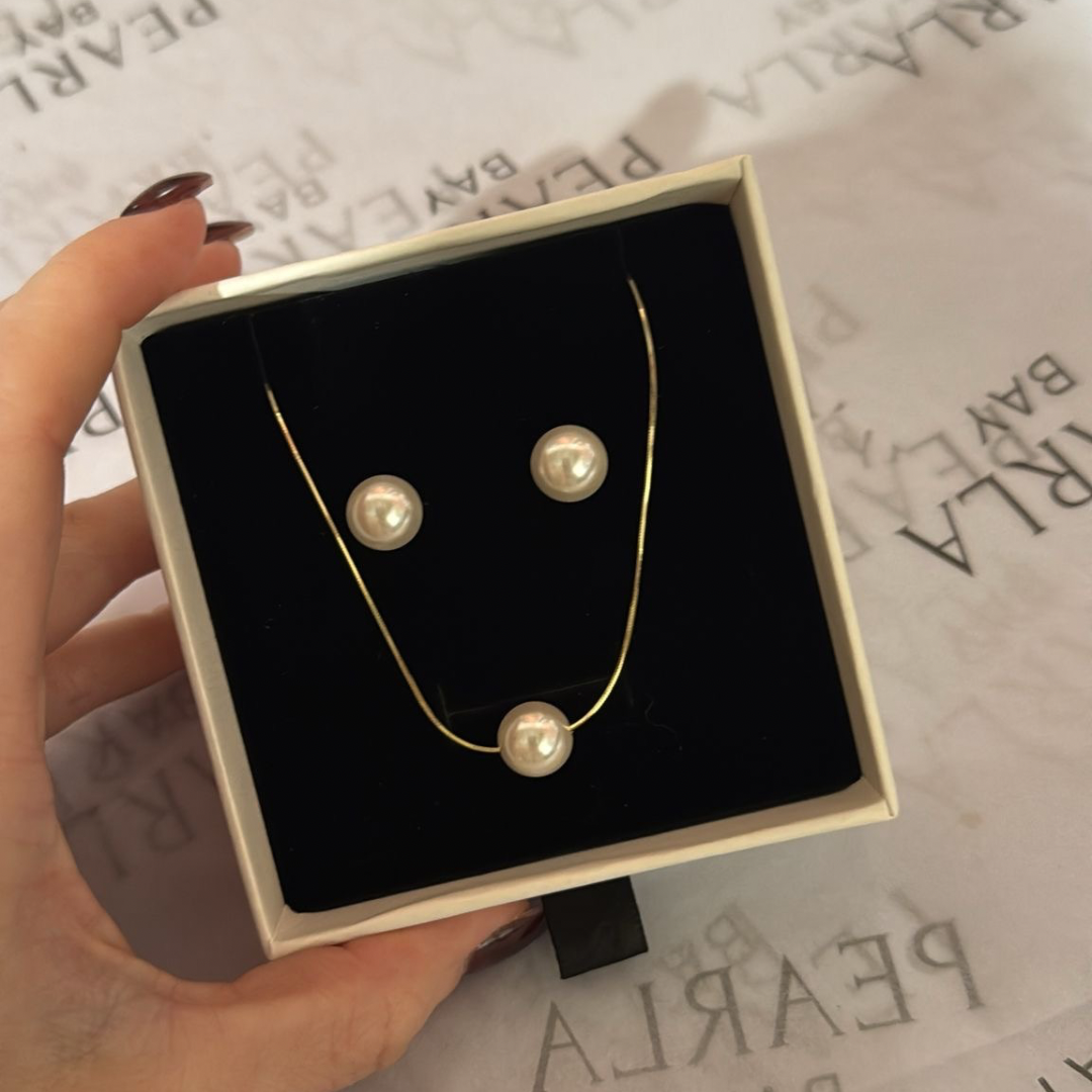Classic Pearl Set