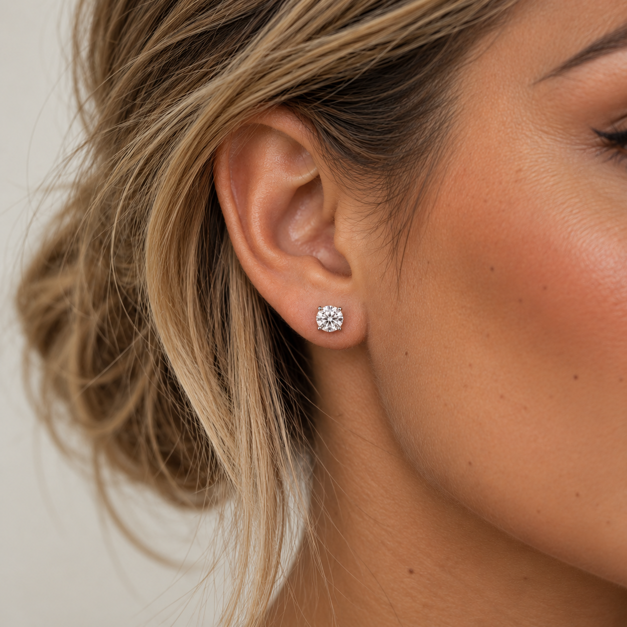 Fine Crystal Stud Earrings: Tennis Solitaire - Silver