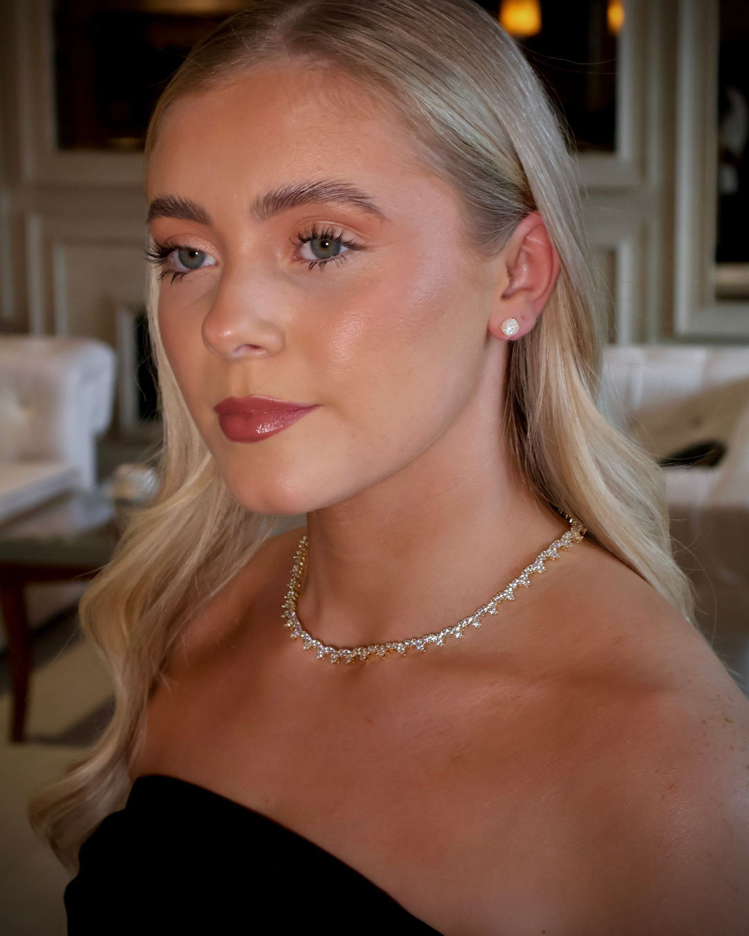 Fine Crystal Stud Earrings Gold